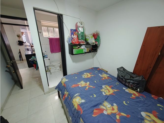 Casa de 6 alcobas en venta en Escocia, Bogotá, 144 m² · foto 11 de 24