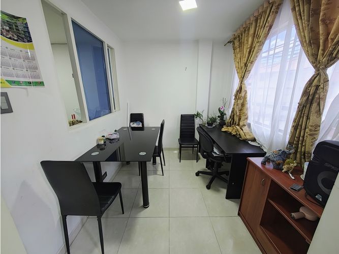 Casa de 6 alcobas en venta en Escocia, Bogotá, 144 m² · foto 20 de 24
