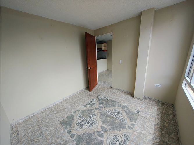 Casa de 8 alcobas en venta en Casa Loma, Bogotá, 215 m² · foto 5 de 24
