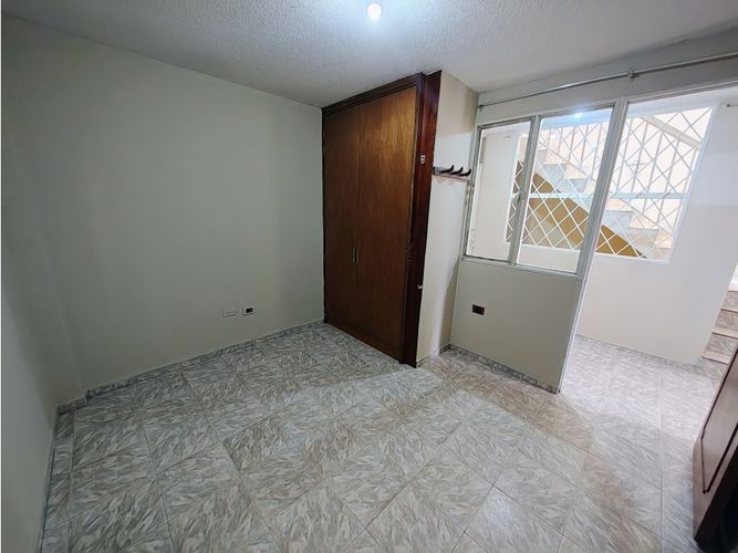 Casa de 8 alcobas en venta en Casa Loma, Bogotá, 215 m² · foto 13 de 24