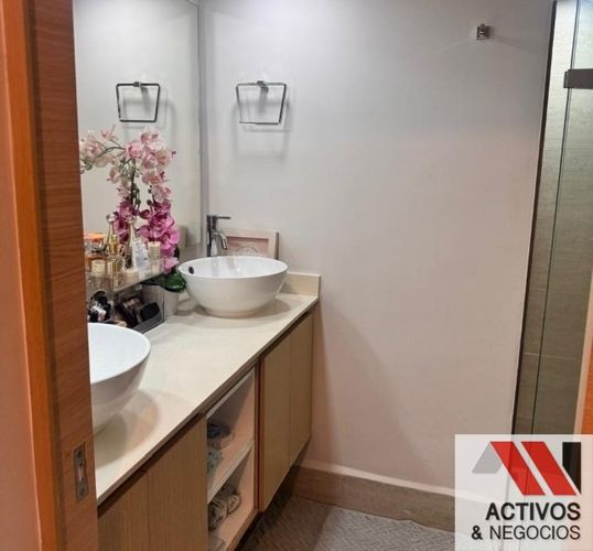 Apartamento de 3 alcobas en venta en Belén, Medellín, 98 m² · foto 16 de 19