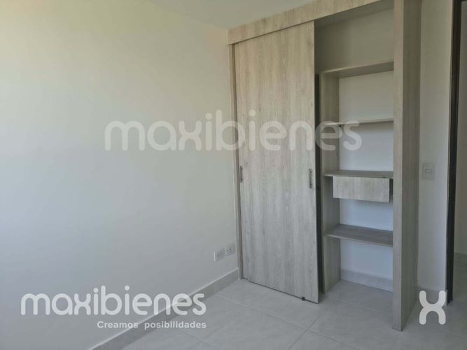 Apartamento de 2 alcobas en venta en Machado, Copacabana, 62 m² · foto 5 de 11