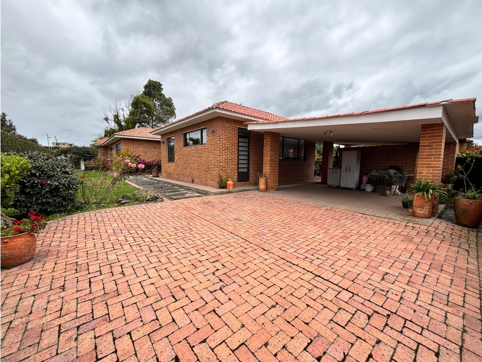 Casa en venta en La Estacion, Cajicá · foto 8 de 24