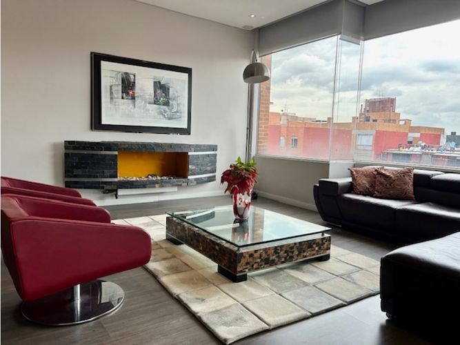 Apartamento de 3 alcobas en venta en Santa Paula, Bogotá, 245 m² · foto 3 de 24