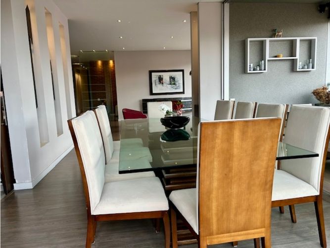 Apartamento de 3 alcobas en venta en Santa Paula, Bogotá, 245 m² · foto 8 de 24