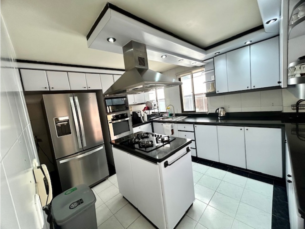 Apartamento en venta en Santa Barbara, Bogotá · foto 14 de 24