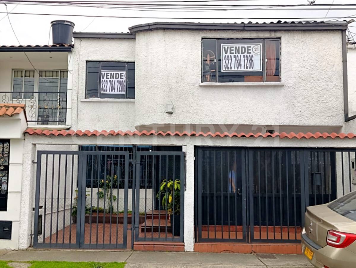 Casa en venta en Villa Luz, Bogotá · foto 2 de 19