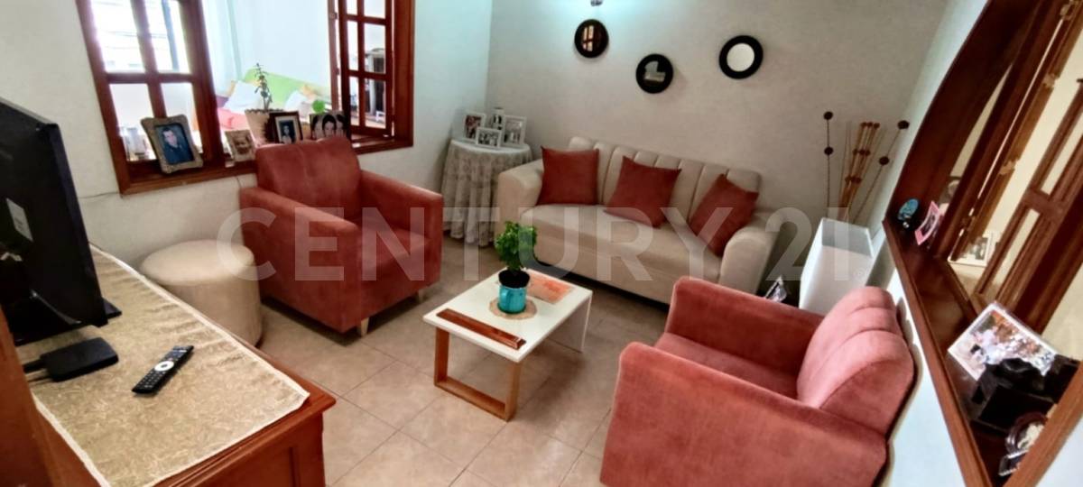Casa en venta en Villa Luz, Bogotá · foto 3 de 19