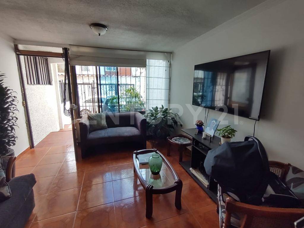 Casa en venta en Villa Luz, Bogotá · foto 13 de 19