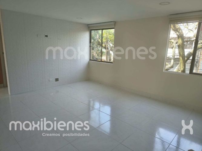 Apartamento de 3 alcobas en venta en López De Mesa, Medellín, 55 m² · foto 2 de 13