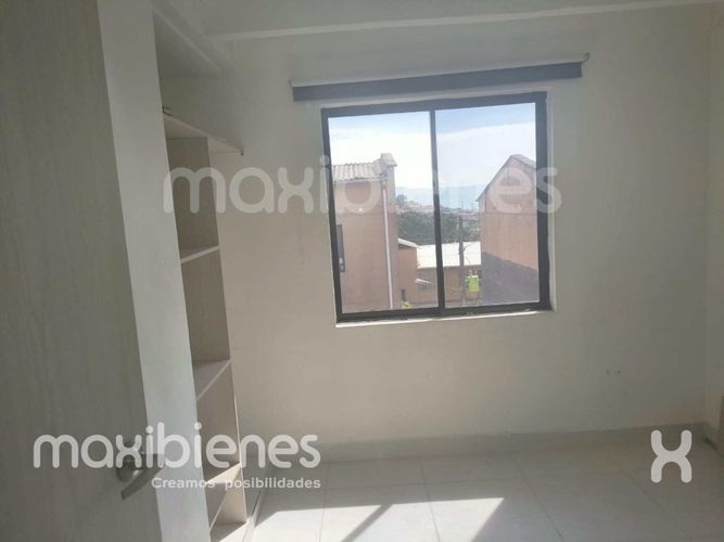 Apartamento de 3 alcobas en venta en López De Mesa, Medellín, 55 m² · foto 11 de 13