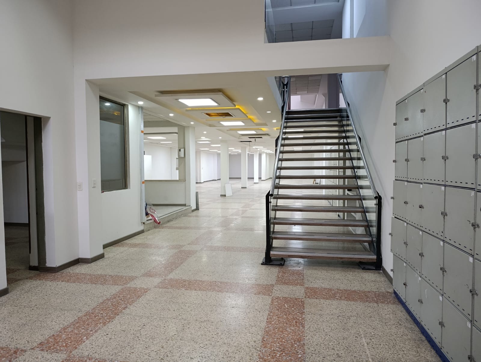 Warehouse for rent in Toberin, Bogotá