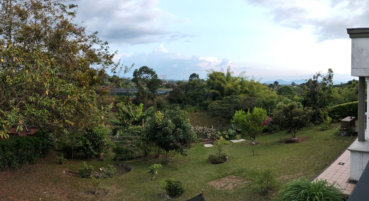 Casa en venta en San Jose Sur, Pereira · foto 2 de 13