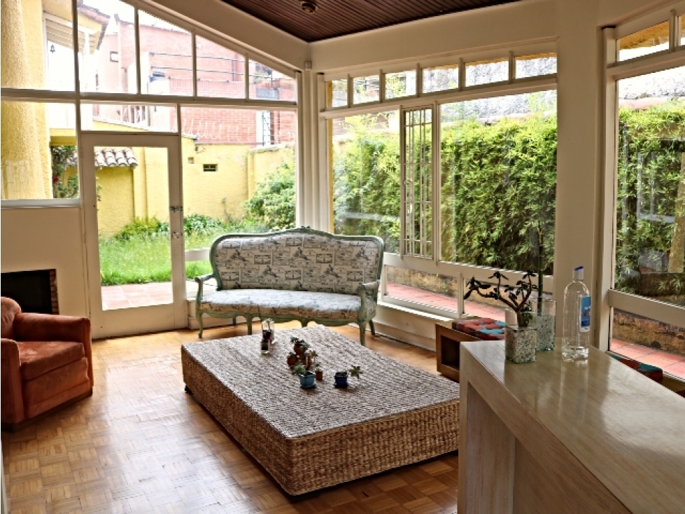 Casa en Arriendo en Santa Ana, Bogotá