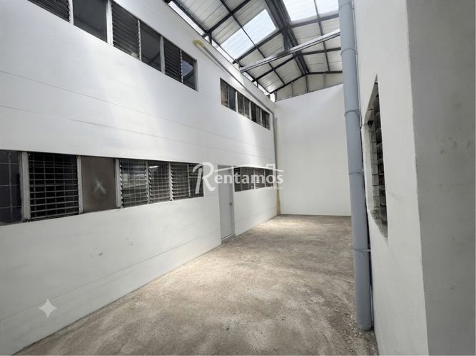 Local en arriendo en Perpetuo Socorro, Medellín, 62 m² · foto 9 de 20