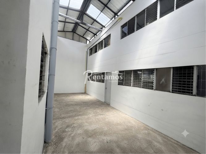 Local en arriendo en Perpetuo Socorro, Medellín, 62 m² · foto 10 de 20