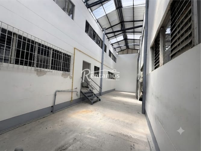 Local en arriendo en Perpetuo Socorro, Medellín, 62 m² · foto 15 de 20