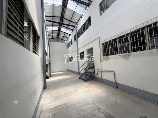 Local en arriendo en Perpetuo Socorro, Medellín, 62 m² · foto 17 de 20