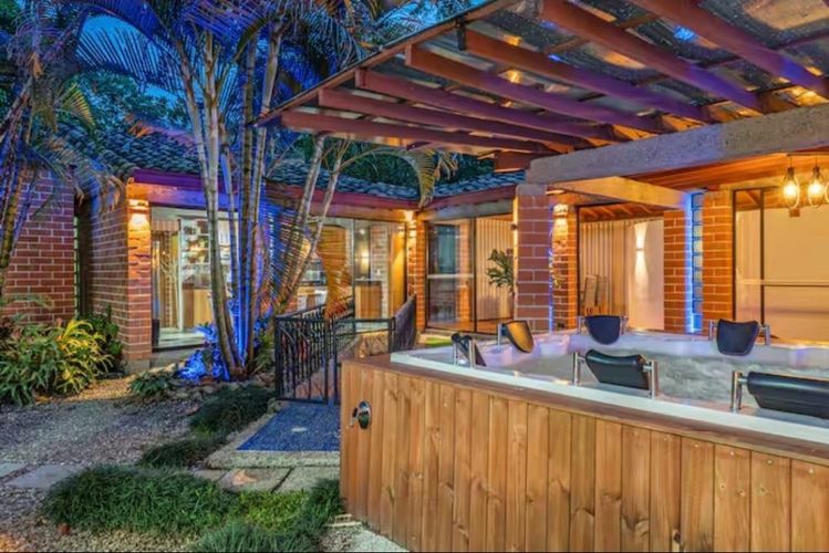 Casa de 4 alcobas en venta en El Campestre, Medellín, 253 m² · foto 5 de 16