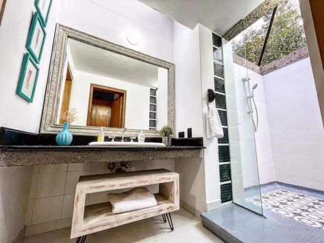 Casa de 4 alcobas en venta en El Campestre, Medellín, 253 m² · foto 9 de 16