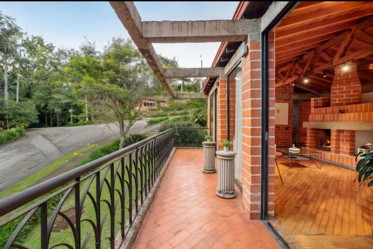 Casa de 4 alcobas en venta en El Campestre, Medellín, 253 m² · foto 14 de 16