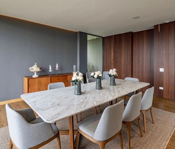 Casa de 4 alcobas en venta en Los Balsos, Medellín, 755 m² · foto 4 de 8