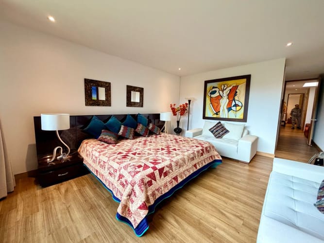 Casa de 3 alcobas en venta en Loma Del Escobero, Envigado, 315 m² · foto 14 de 16