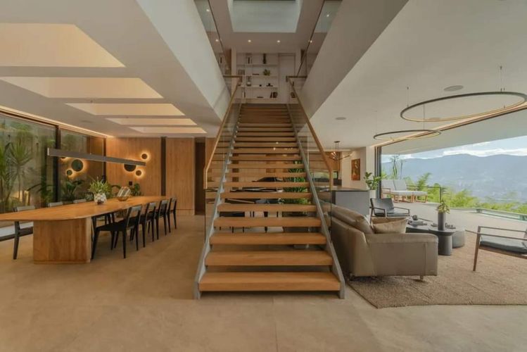 Casa de 4 alcobas en venta en Los Balsos, Medellín, 844 m² · foto 12 de 14