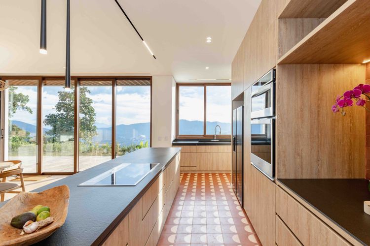 Casa de 4 alcobas en venta en Las Palmas, Medellín · foto 8 de 10