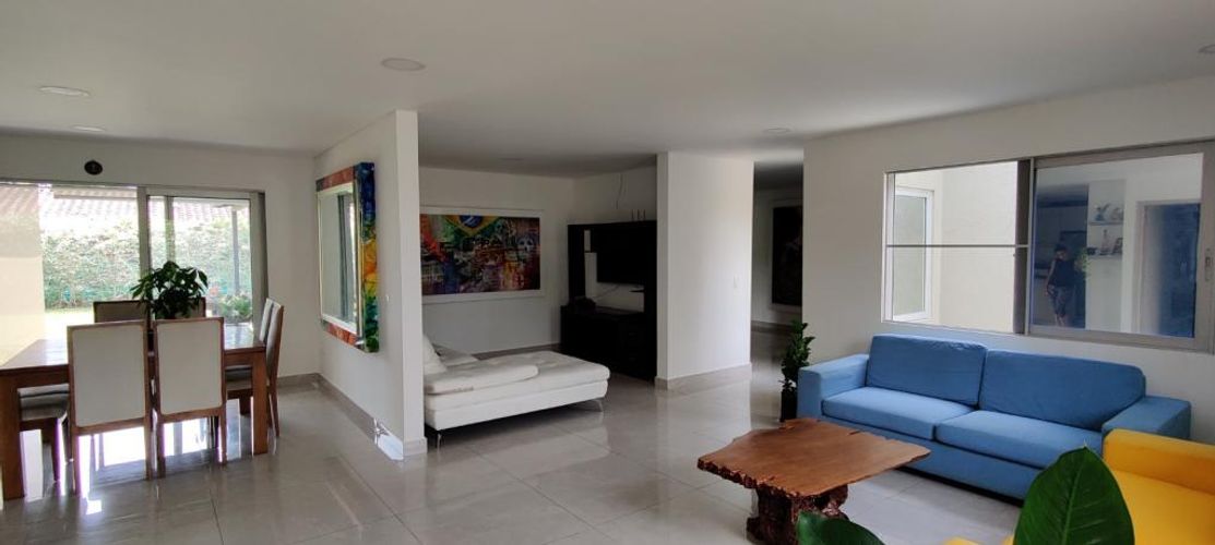Casa de 4 alcobas en venta en Porerito, Jamundí, 290 m² · foto 4 de 24