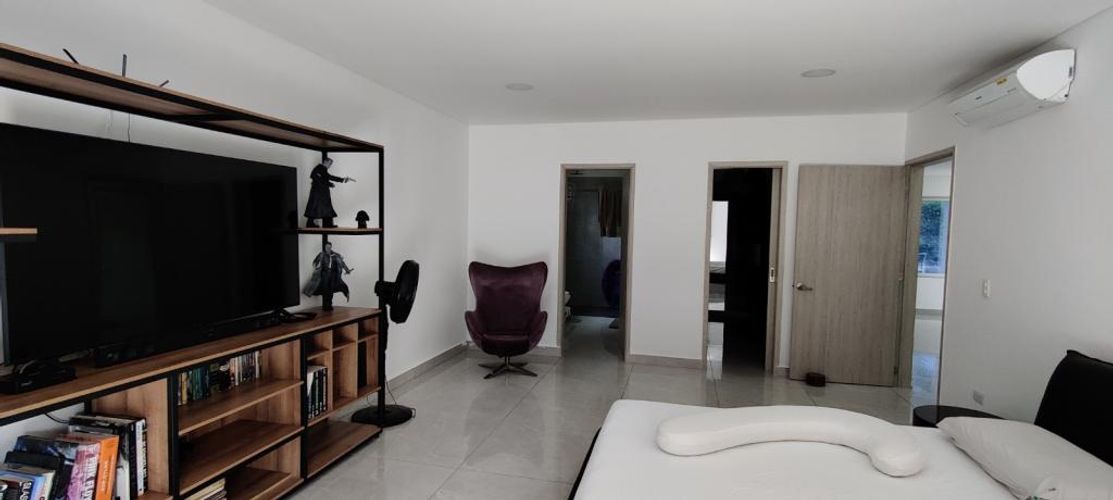 Casa de 4 alcobas en venta en Porerito, Jamundí, 290 m² · foto 14 de 24