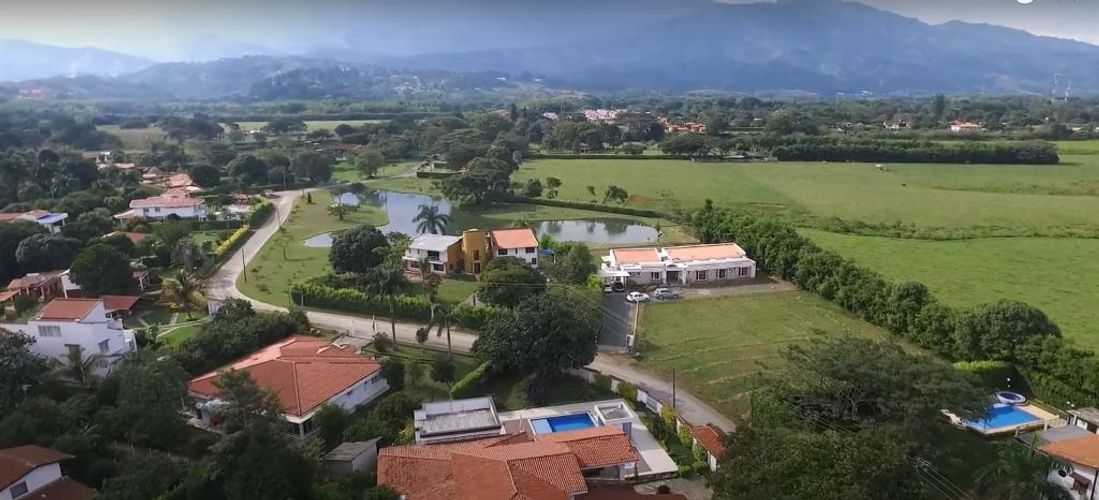 Casa de 4 alcobas en venta en Porerito, Jamundí, 290 m² · foto 18 de 24