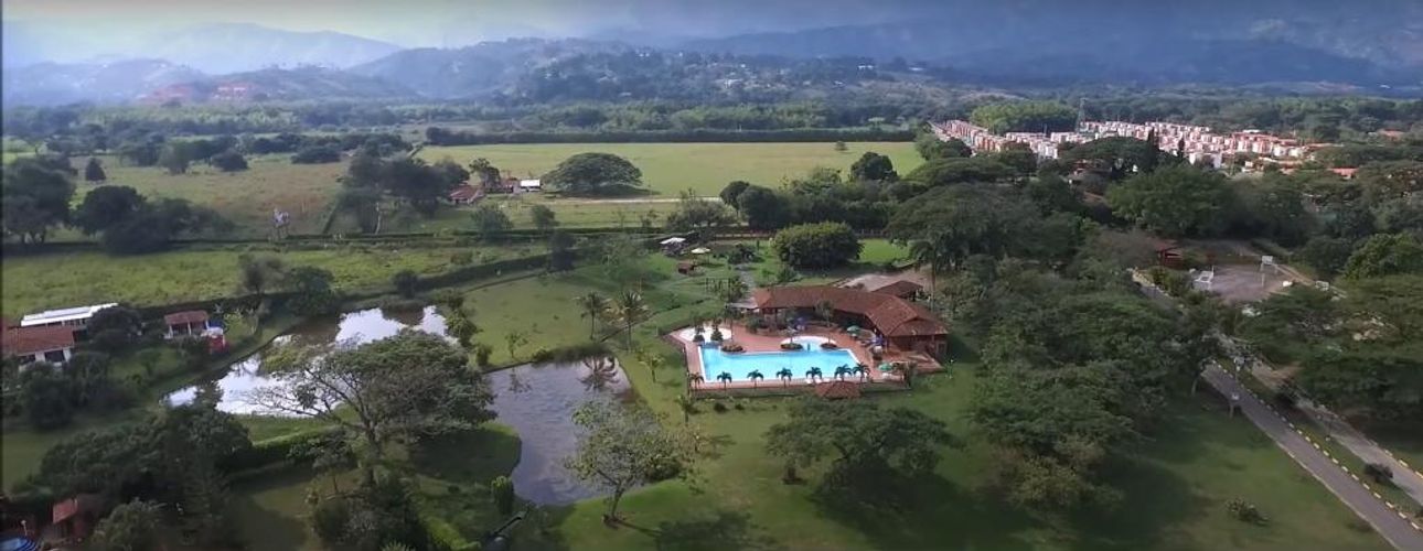 Casa de 4 alcobas en venta en Porerito, Jamundí, 290 m² · foto 19 de 24