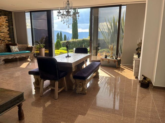 Apartamento de 4 alcobas en venta en Los Balsos, Medellín, 450 m² · foto 3 de 10