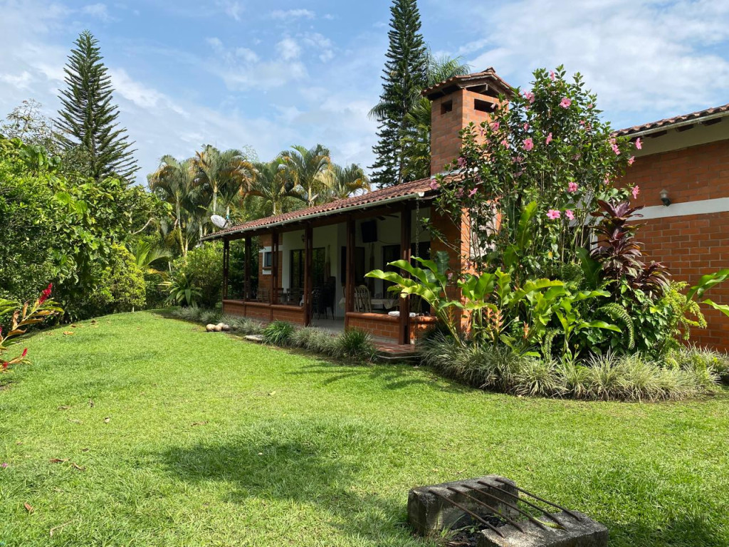 Casa en venta en Combia, Pereira · foto 3 de 24