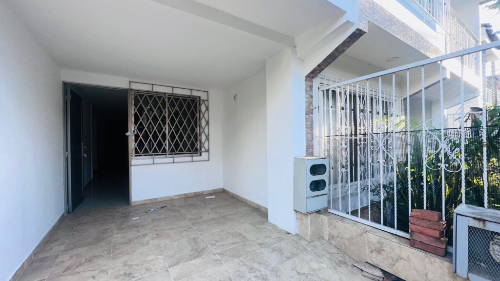 Apartamento en Arriendo en Ciudad 2000, Cali