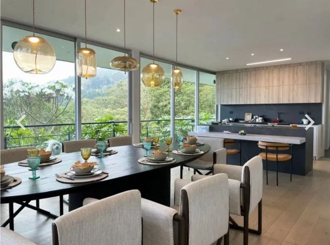 Casa de 3 alcobas en venta en Las Palmas, Medellín, 536 m² · foto 2 de 12