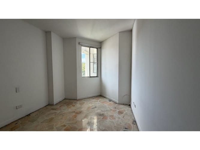 Apartamento de 3 alcobas en venta en Ciudad Jardin, Cali, 137 m² · foto 24 de 24