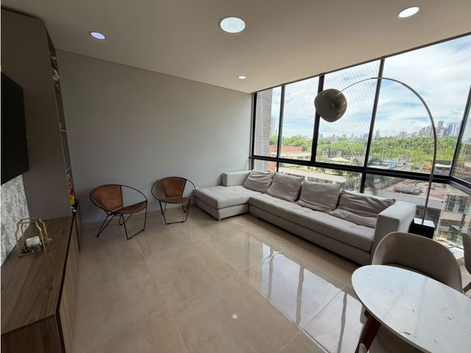 Apartamento de 3 alcobas en venta en Cabecera Del Llano, Bucaramanga, 160 m² · foto 2 de 21