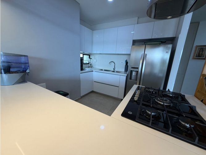 Apartamento de 3 alcobas en venta en Cabecera Del Llano, Bucaramanga, 160 m² · foto 11 de 21