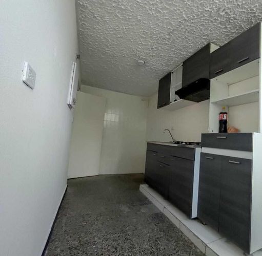 Apartamento de 4 alcobas en venta en La Pola, Ibagué, 125 m² · foto 16 de 17