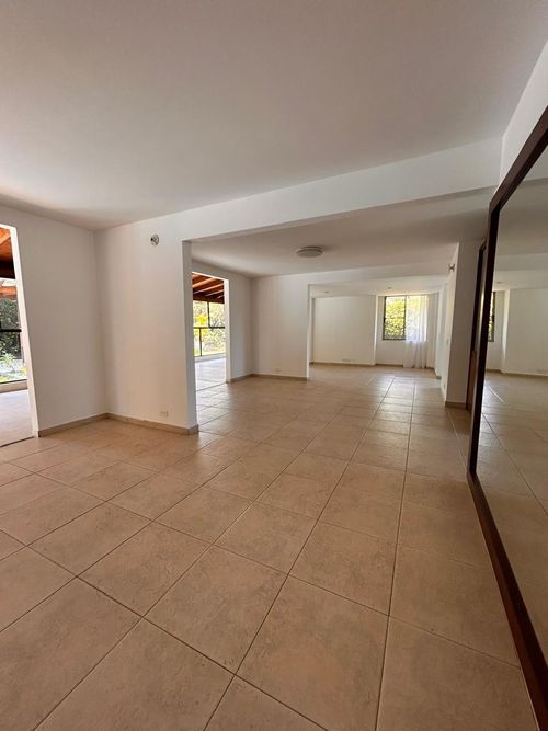 Casa de 5 alcobas en venta en Pance, Cali, 250 m² · foto 21 de 24