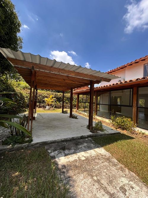 Casa de 5 alcobas en venta en Pance, Cali, 250 m² · foto 4 de 24