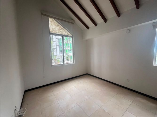 Casa de 3 alcobas en venta en Cr. Torres De Laureles, Armenia, 146 m² · foto 10 de 17