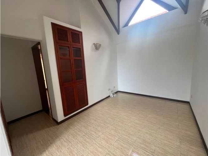 Casa de 3 alcobas en venta en Cr. Torres De Laureles, Armenia, 146 m² · foto 11 de 17