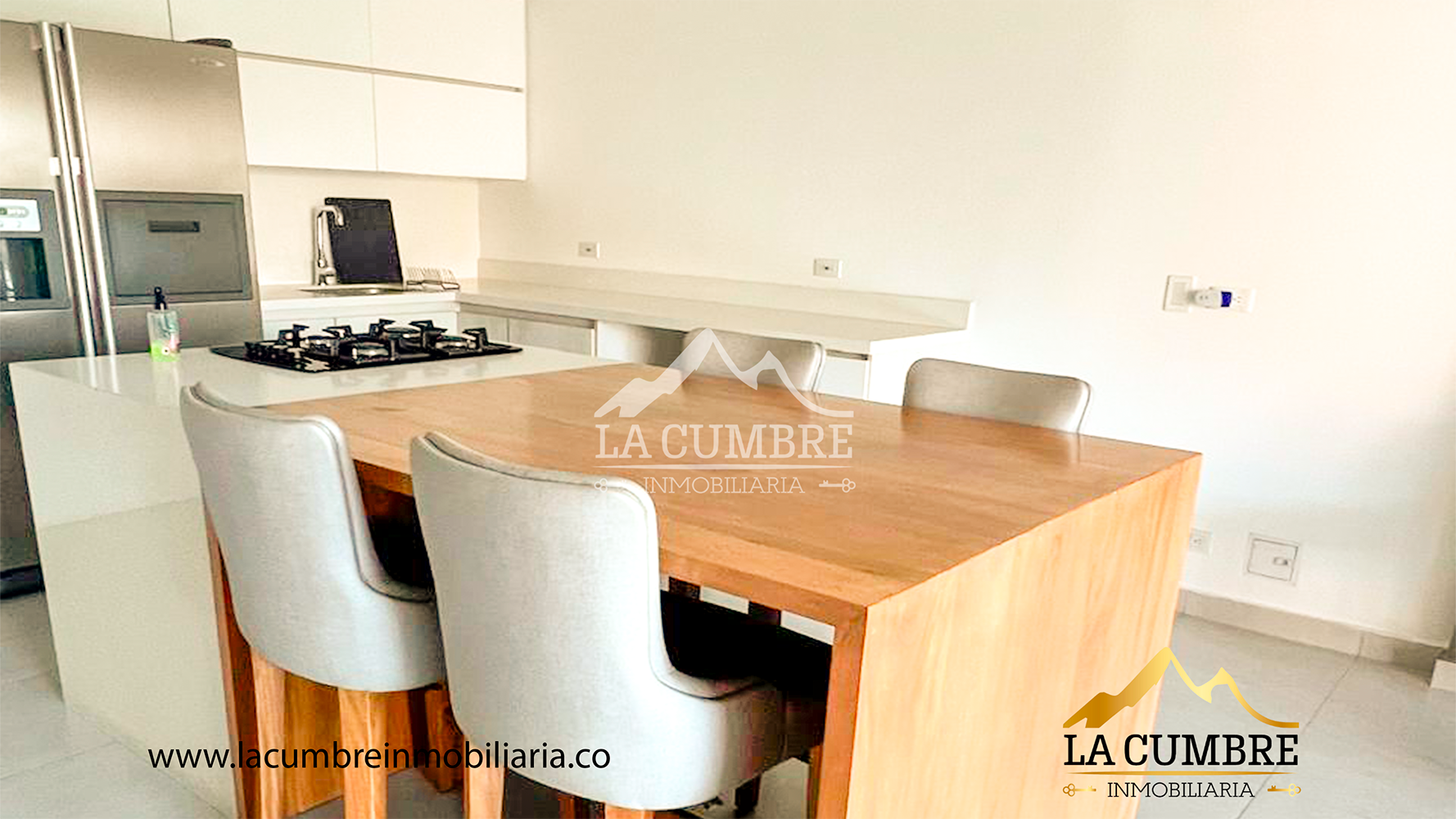 Apartamento en arriendo en Cumbres, Envigado · foto 2 de 8