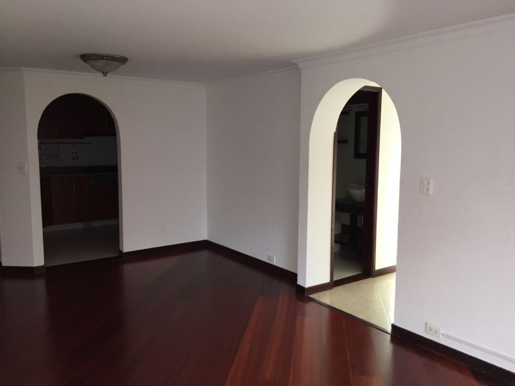 Apartamento en venta en Pontevedra, Bogotá · foto 2 de 15