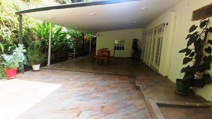 Casa de 5 alcobas en venta en El Saladito, Cali, 360 m² · foto 3 de 24