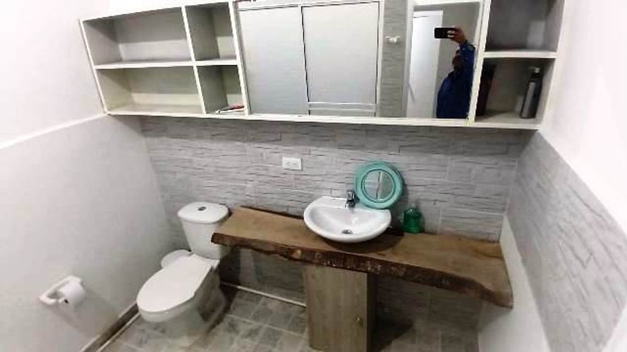 Casa de 5 alcobas en venta en El Saladito, Cali, 360 m² · foto 9 de 24