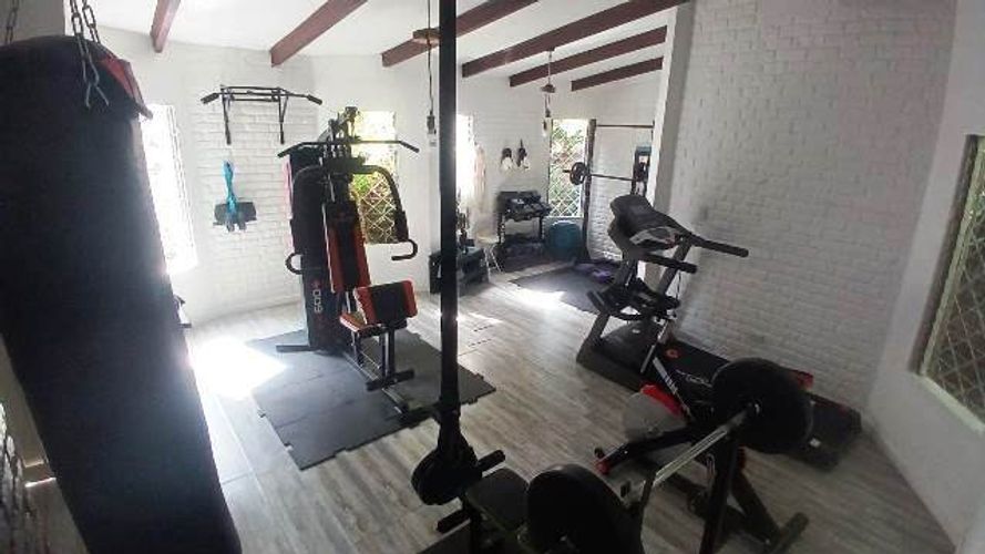 Casa de 5 alcobas en venta en El Saladito, Cali, 360 m² · foto 18 de 24
